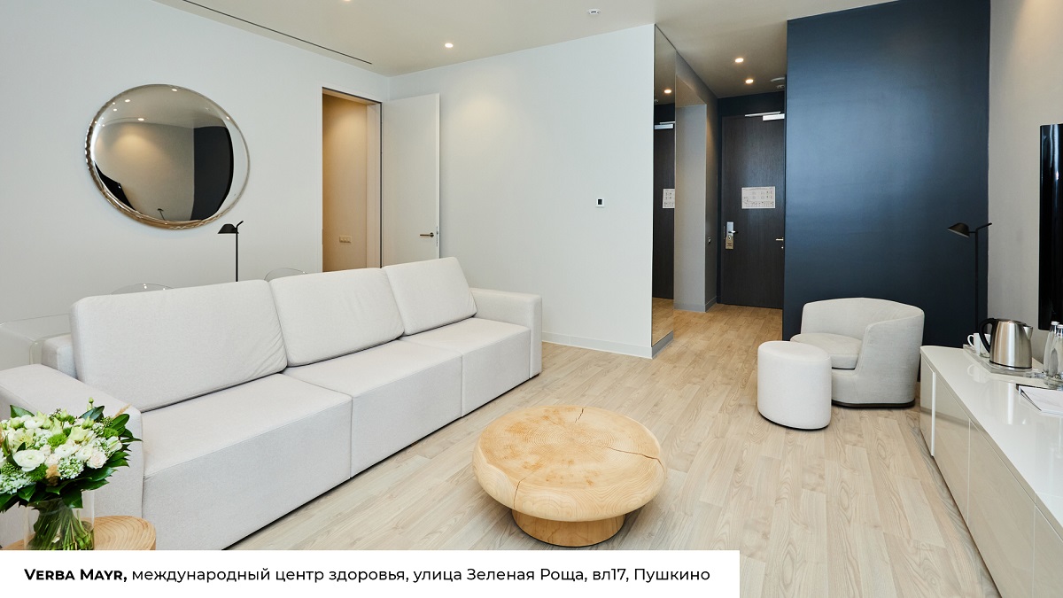 Светлый износостойкий кварцевый паркет Quartz Parquet с укладкой палуба
